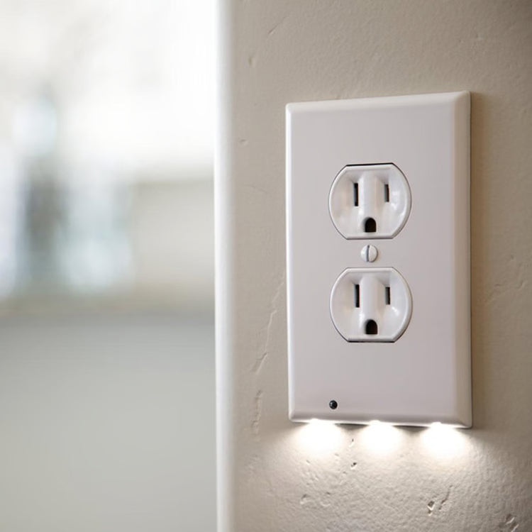 LED Light Sensor Outlet Cover – Sleek Automatic Night Lighting Solution